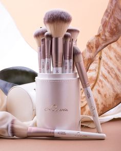 One Set Brush
